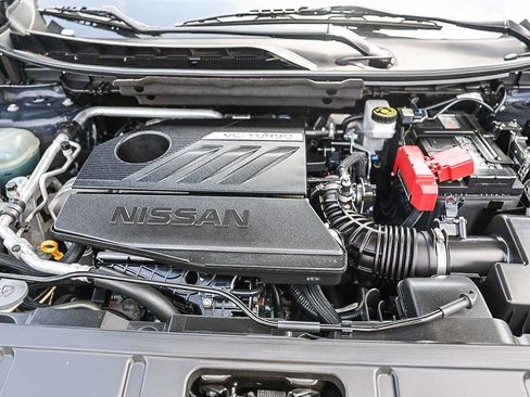Used 2024 Nissan Rogue SV AWD/4WD image 15