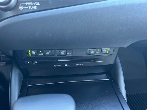 Used 2021 Lexus ES 300h w/ Premium Package FWD image 17