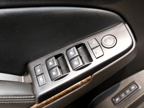 Used 2017 Chevrolet Tahoe LT image 16