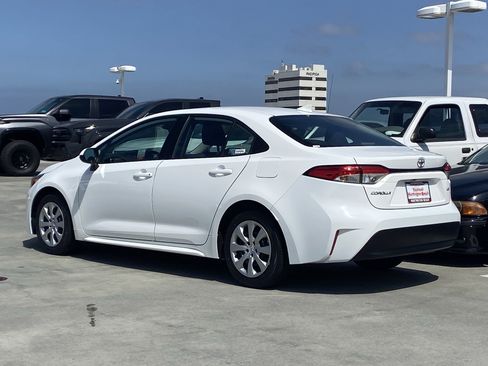 Certified 2024 Toyota Corolla LE FWD image 5