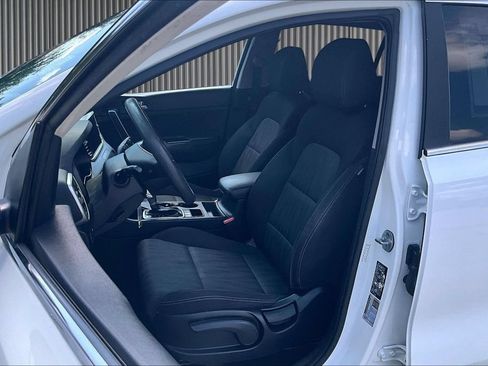 Used 2020 Kia Sportage LX AWD/4WD image 25