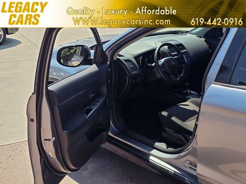 Used 2017 Mitsubishi Outlander Sport SE FWD image 47