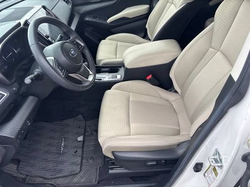 Used 2023 Subaru Ascent Premium w/ Convenience Package AWD/4WD image 5