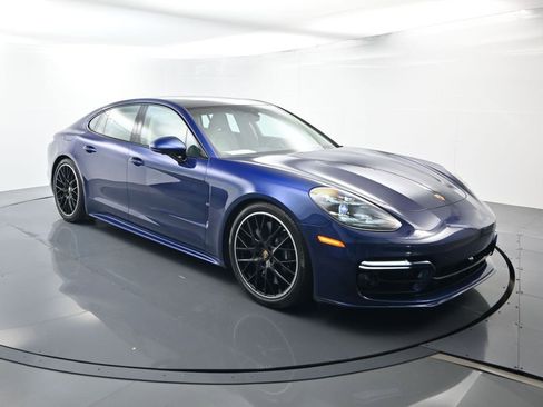 Used 2022 Porsche Panamera Turbo S image 17