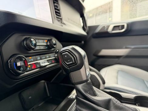 Used 2021 Ford Bronco Outer Banks image 24