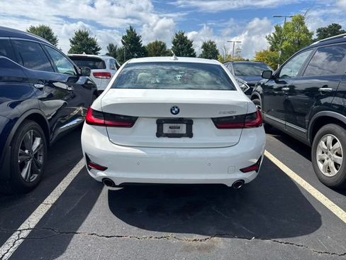 Used 2019 BMW 330i Sedan w/ Convenience Package RWD image 3