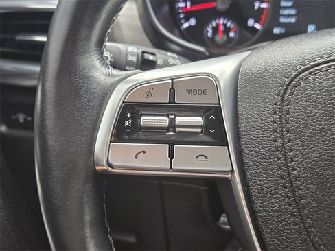 Certified 2022 Kia Telluride SX w/ SX Prestige Package image 28