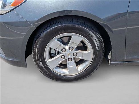 Used 2015 Chevrolet Malibu LS FWD image 16