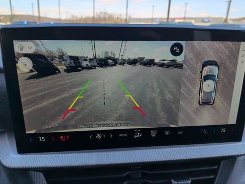 Used 2025 Ford Explorer ST-Line image 14