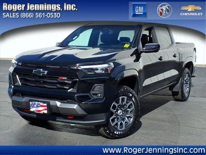 Used 2023 Chevrolet Colorado Z71 w/ Z71 Convenience Package 2