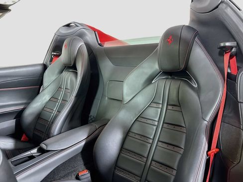 Certified 2021 Ferrari 812 GTS RWD image 5