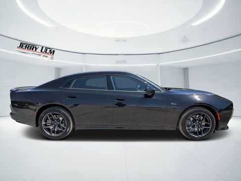 New 2026 Dodge Charger R/T AWD/4WD image 2