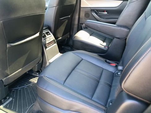 Used 2024 MAZDA CX-90 3.3 Turbo w/ Premium Package image 19