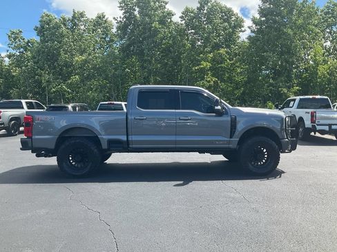 Used 2024 Ford F250 Lariat w/ Lariat Ultimate Package AWD/4WD image 4