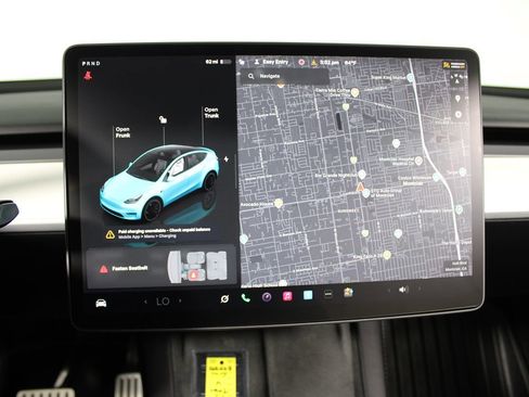 Used 2023 Tesla Model Y Performance image 14