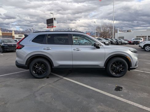 Used 2024 Honda CR-V Sport image 2