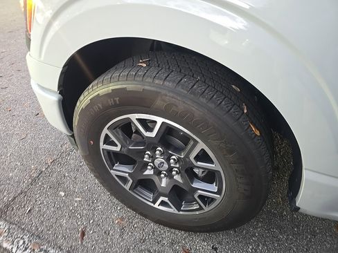 Used 2024 Ford F150 STX image 9