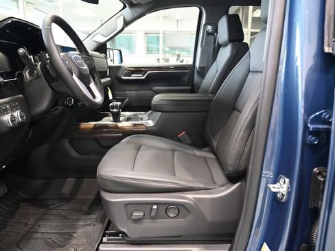 New 2026 GMC Sierra 1500 Elevation w/ Elevation Premium Package image 12