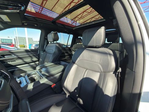 New 2026 Jeep Grand Wagoneer Summit w/ Premium Group III AWD/4WD image 15