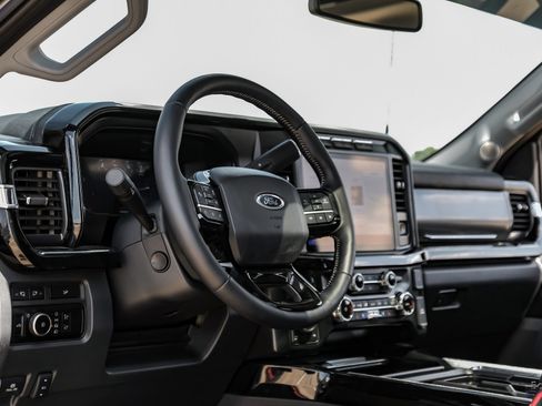 Used 2024 Ford F250 Lariat w/ Lariat Ultimate Package AWD/4WD image 50