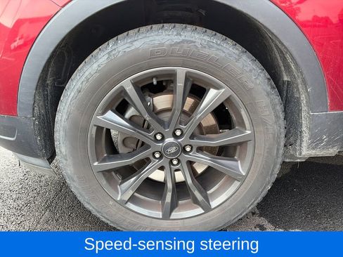 Used 2019 Ford Explorer XLT w/ Equipment Group 202A AWD/4WD image 28