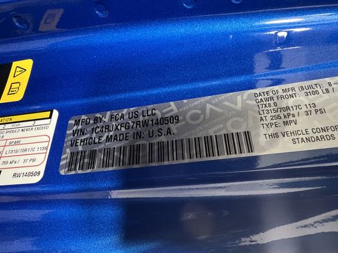 Used 2024 Jeep Wrangler Unlimited Rubicon image 32