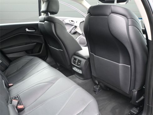 Certified 2025 Acura TLX w/ Technology Package image 21