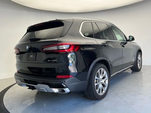 Used 2023 BMW X5 xDrive40i w/ Premium Package AWD/4WD image 3