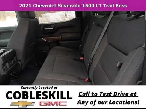 Used 2021 Chevrolet Silverado 1500 LT Trail Boss w/ Convenience Package II AWD/4WD image 13