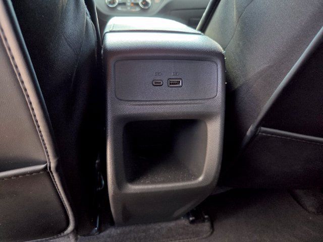Used 2024 Buick Envista Preferred w/ Convenience I Package FWD image 13