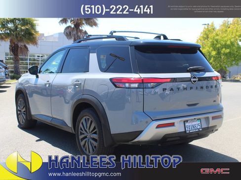 Used 2022 Nissan Pathfinder SL w/ SL Premium Package FWD image 9