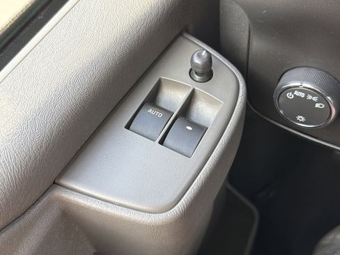 Used 2024 GMC Savana 2500 w/ Driver Convenience Package RWD image 18