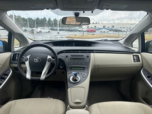 Used 2011 Toyota Prius Two image 16