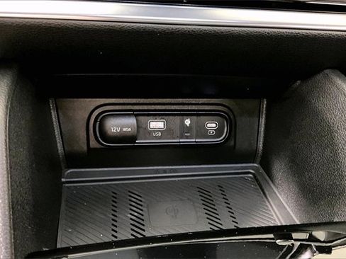 Certified 2023 Kia Sportage SX image 16