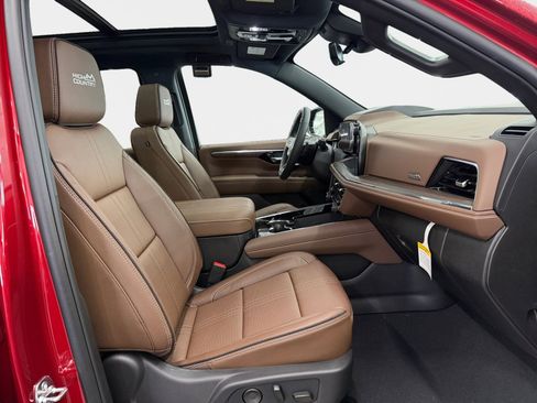 New 2026 Chevrolet Tahoe High Country image 13