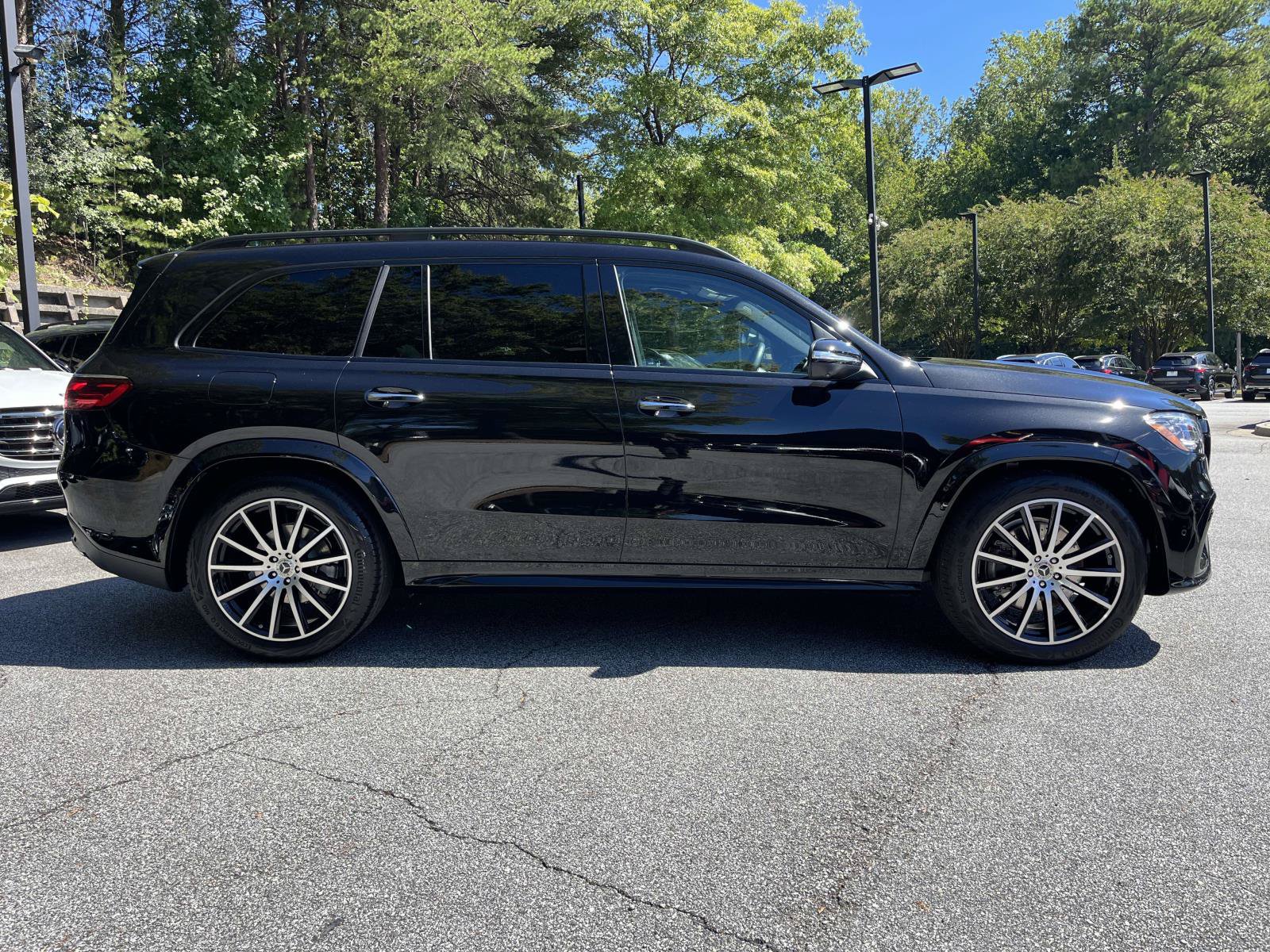 Certified 2025 Mercedes-Benz GLS 450 4MATIC image 5