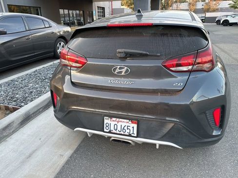 Used 2020 Hyundai Veloster 2.0 Premium image 7