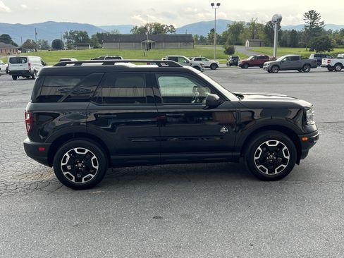 Used 2023 Ford Bronco Sport Outer Banks w/ Tech Package AWD/4WD image 6