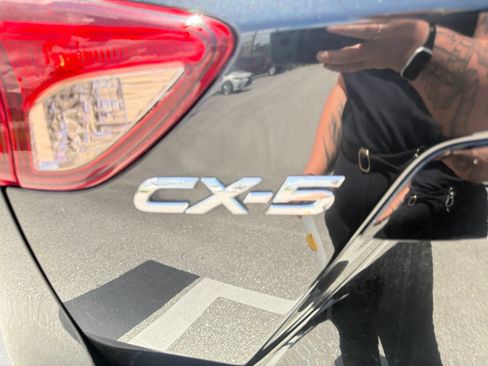Used 2016 MAZDA CX-5 Touring FWD image 12