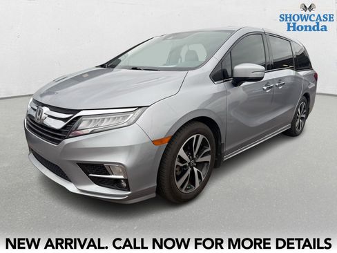 Used 2018 Honda Odyssey Elite image 2