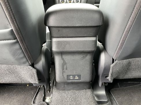 Used 2025 Mitsubishi Outlander Sport SE AWD/4WD image 39