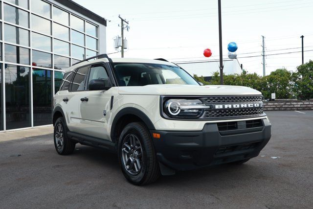 Used 2025 Ford Bronco Sport Big Bend AWD/4WD image 3