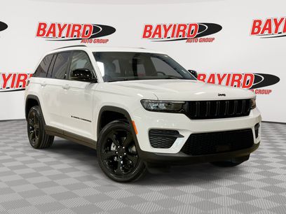 Used 2023 Jeep Grand Cherokee Altitude