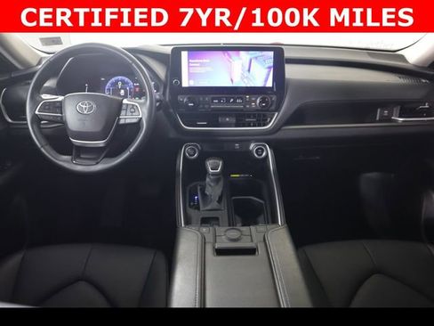 Used 2024 Toyota Grand Highlander FWD image 17