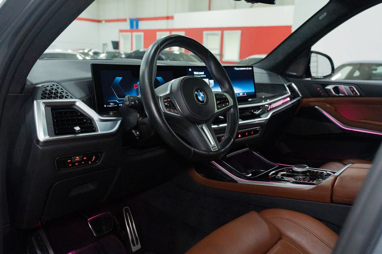 Used 2023 BMW X7 M60i AWD/4WD image 23