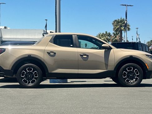 Used 2024 Hyundai Santa Cruz SEL FWD image 3