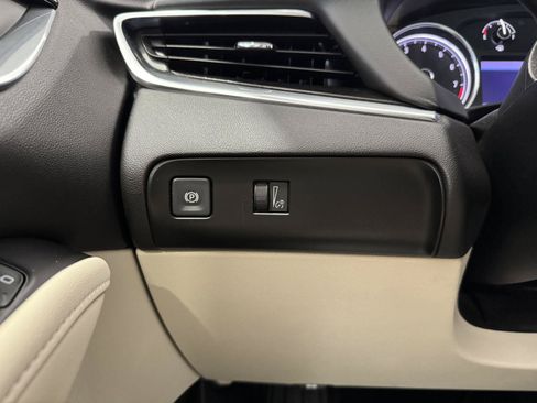Used 2022 Buick Enclave Essence w/ Experience Buick Package AWD/4WD image 19