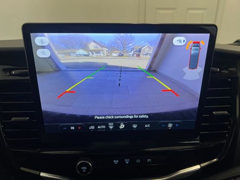 Used 2024 Ford Transit 350 XLT image 44