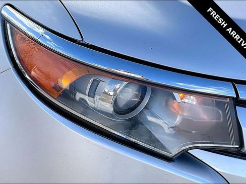 Used 2013 Ford Edge SEL image 29