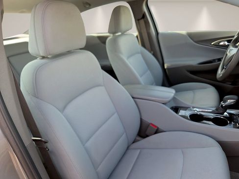 Used 2024 Chevrolet Malibu LT FWD image 8
